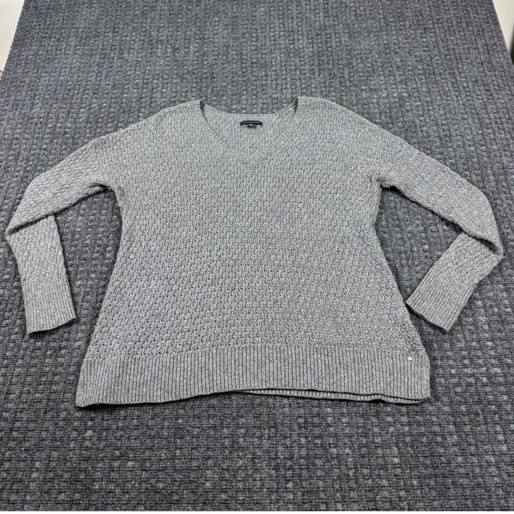 American Eagle V-Neck Textured Knit Sweater Large Gray Drop Shoulder Pullover